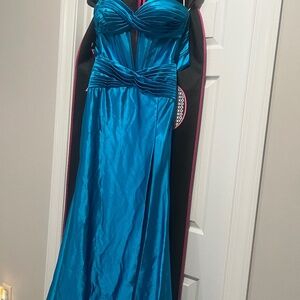 Sherri hill prom dress